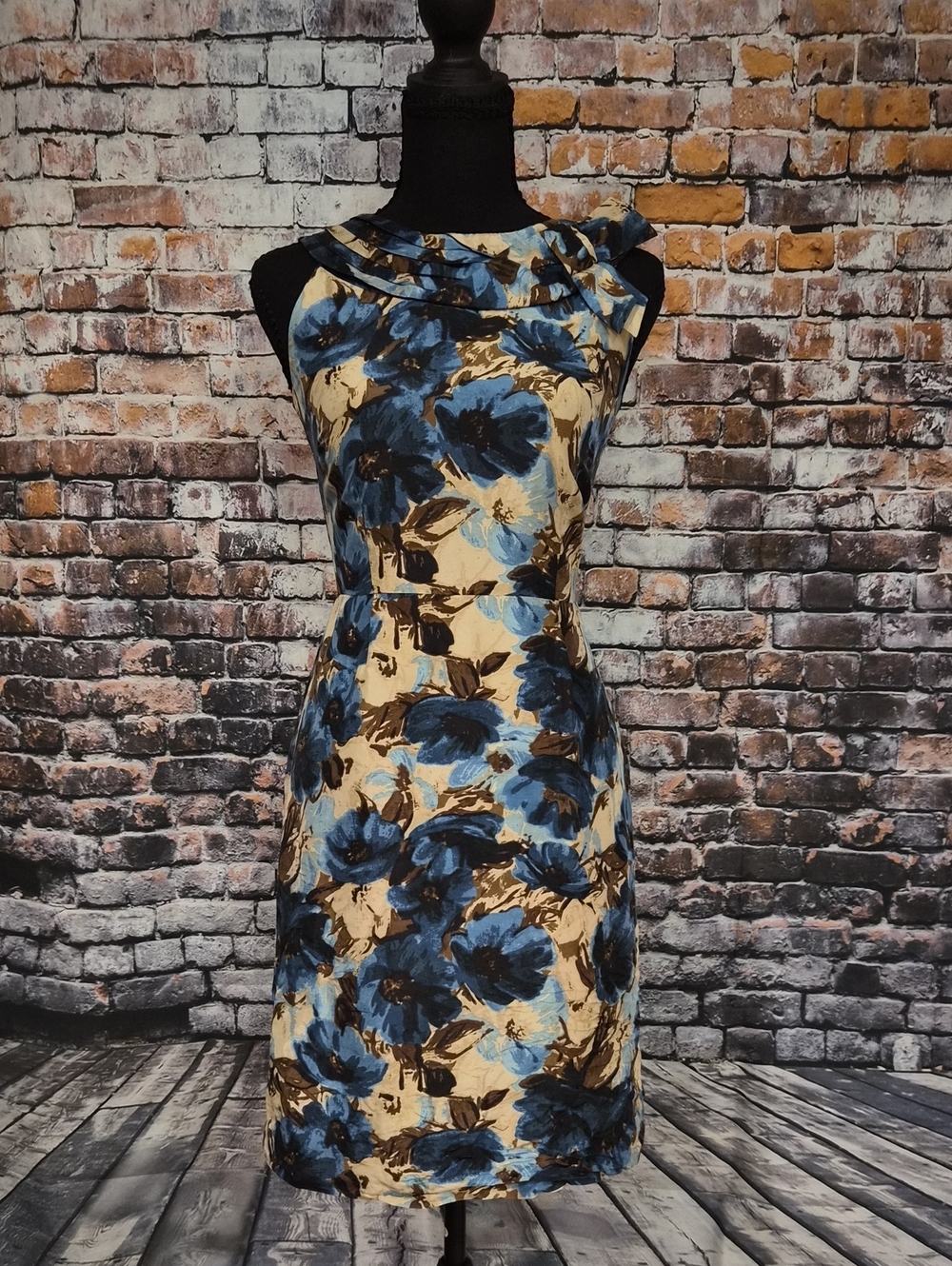 kate spade Blue and Cream Floral 100% Silk Midi Dress